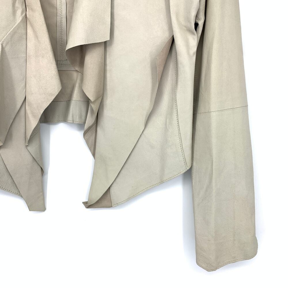 LaMarque Collection Draped Front Leather Jacket Cream Beige Womens Size 6 - Picture 4 of 6